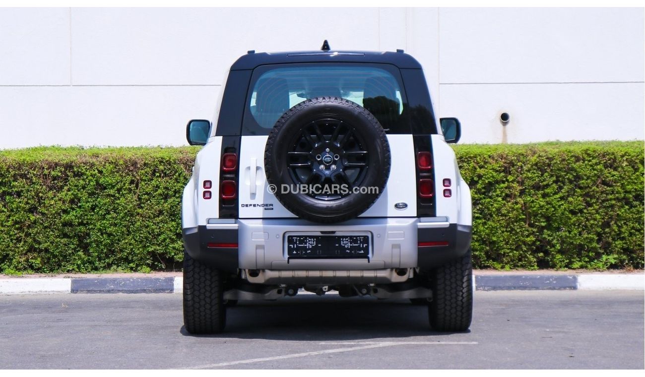Land Rover Defender 90 HSE P400 V6 GCC Black Pack