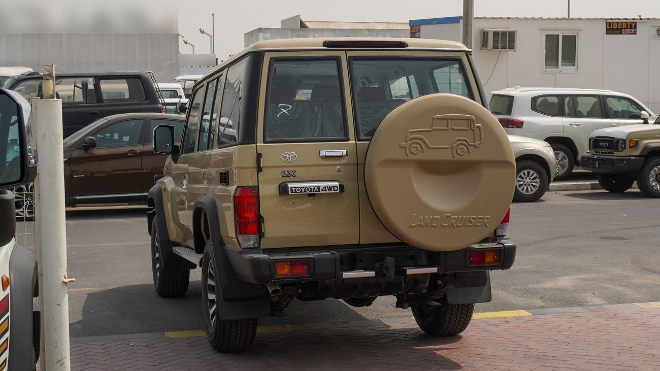 Toyota Land Cruiser 70 LX 2.8L DIESEL A/T