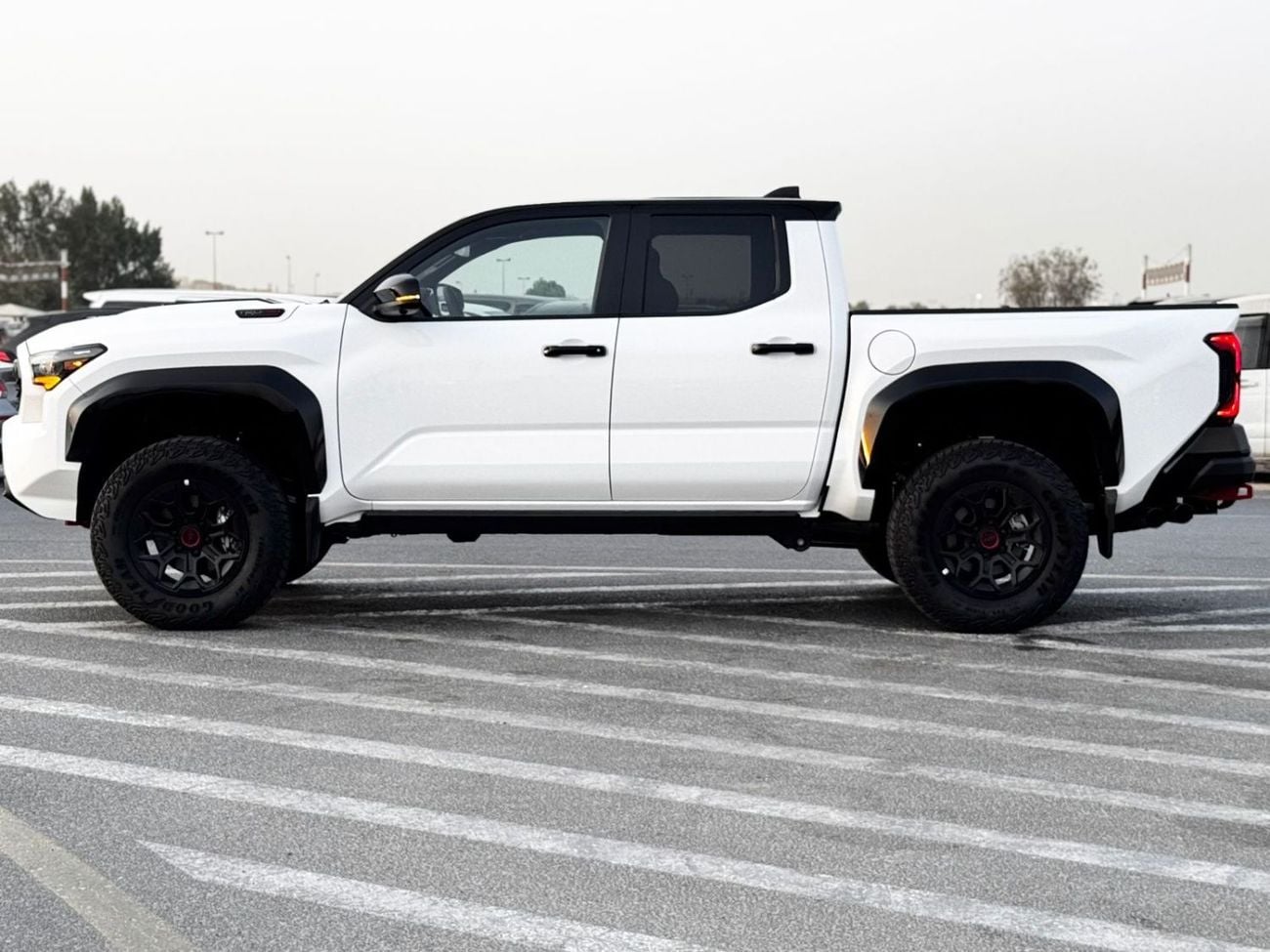 تويوتا تاكوما Toyota Tacoma 2.4L V4 TRD PRO I-FORCE MAX Hybrid