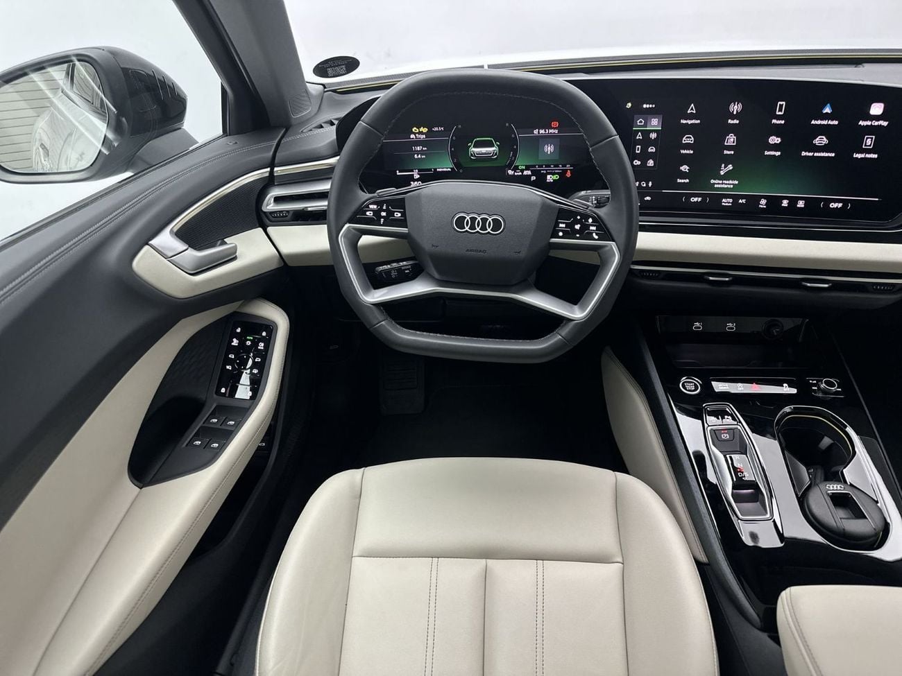 Audi A5 45 TFSI EXCLUSIVE EDITION TFSI S tronic Sedan 204hp (Ref# 19723)