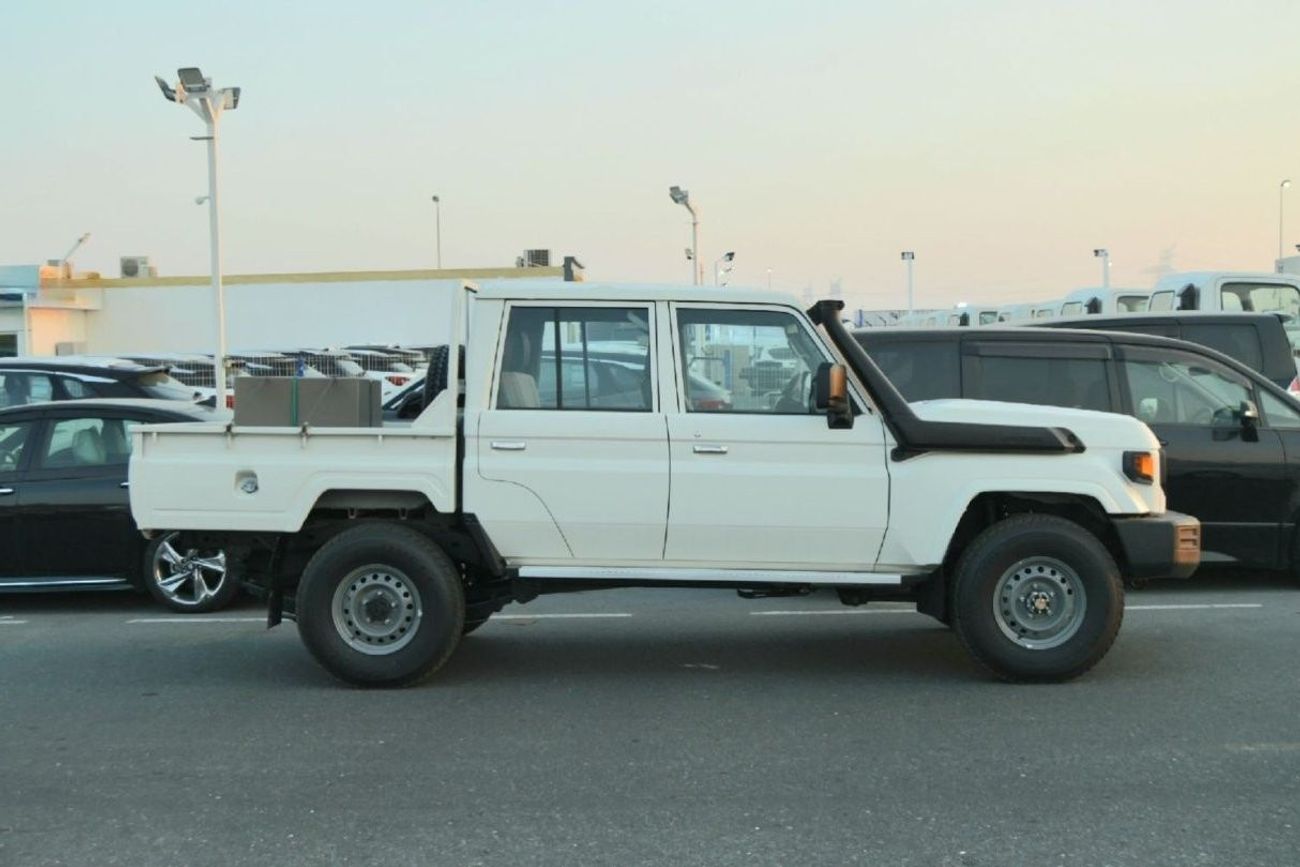 تويوتا لاند كروزر Double cabin