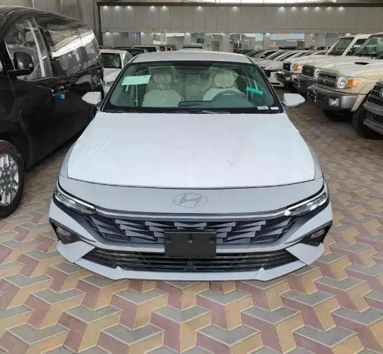 هيونداي إلانترا 1.6L PETROL 2024 GCC