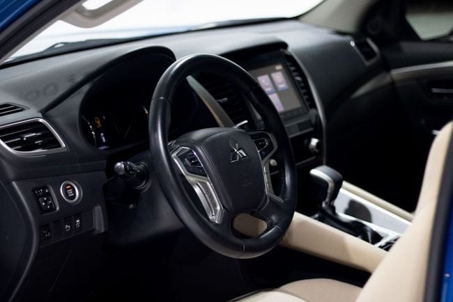 Mitsubishi Montero Sport GLS, миниатюра 18