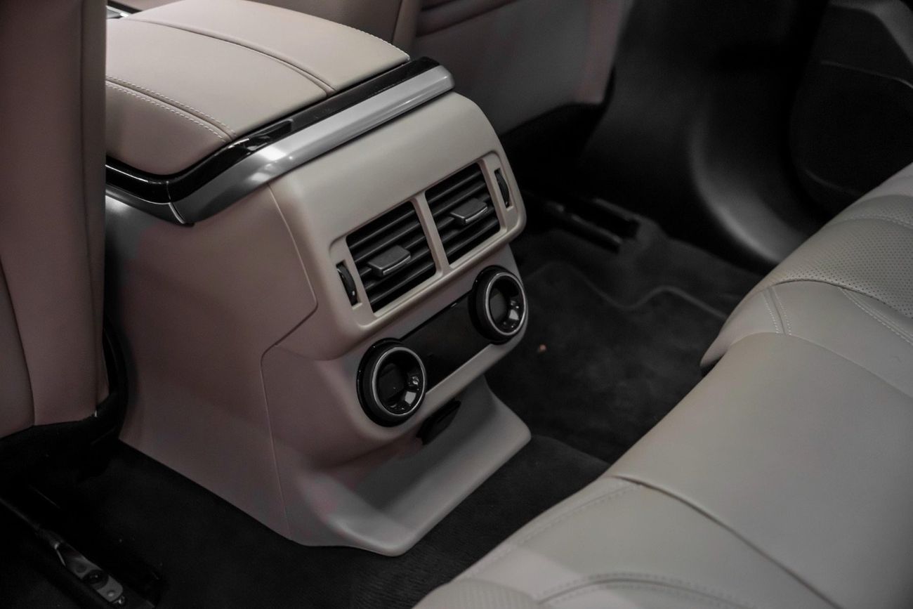 Land Rover Range Rover Velar P250 R-Dynamic SE 2.0L