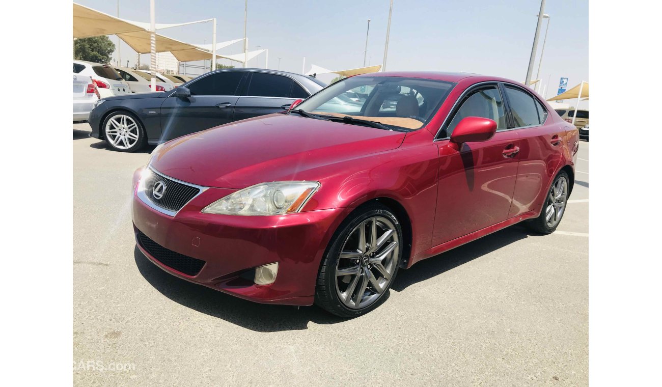 Lexus IS350 سياره نظيفه جدا بحاله ممتازه ضمان شاسيه جير ماكينه