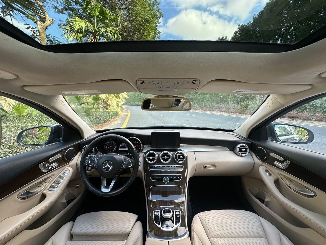 Mercedes-Benz C 300 Luxury 2.0L | 4- Cylinder 241 HP | 2018 | Full Option | Low Mileage | Luxury Sedan | Perfect Conditi