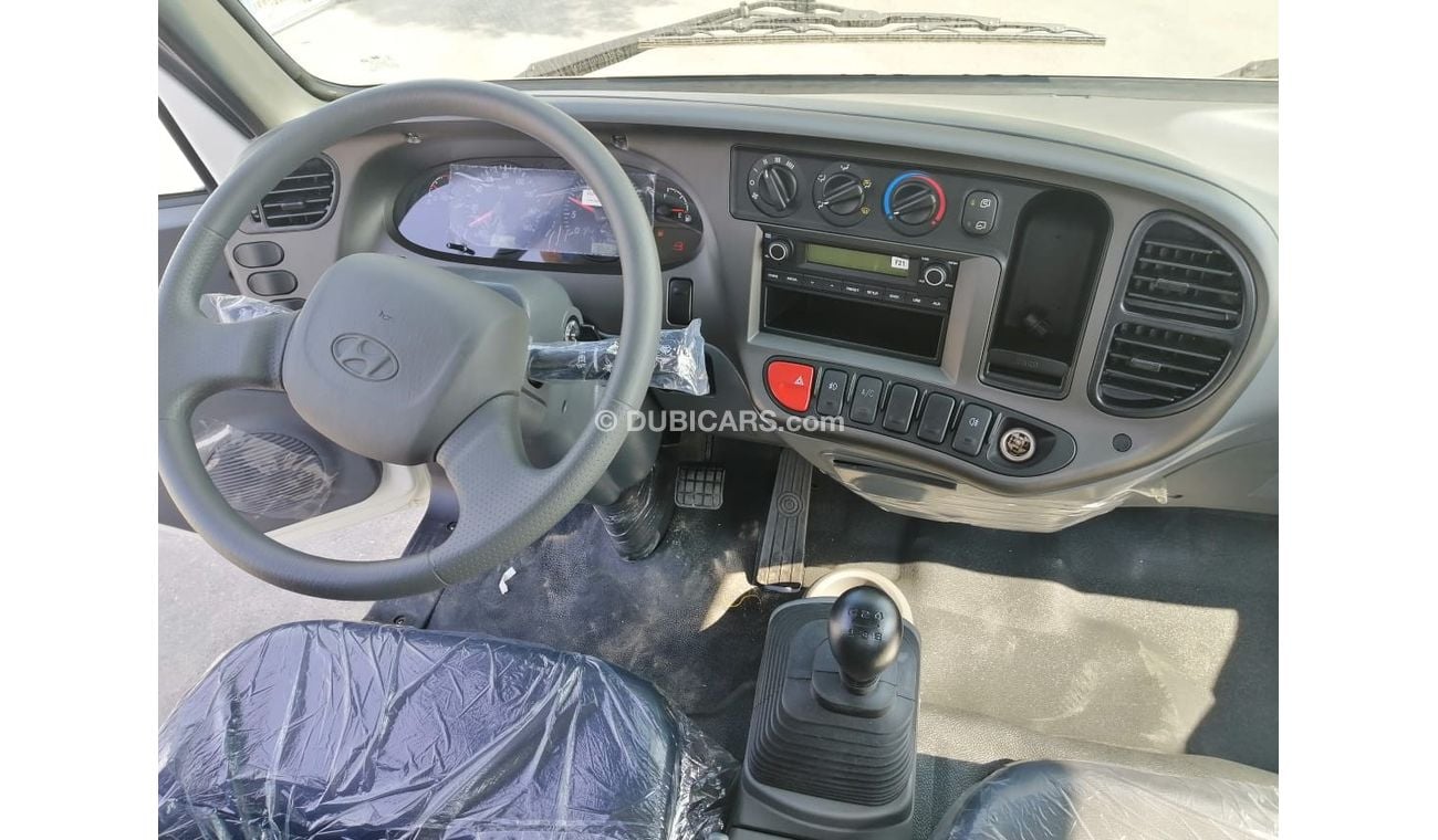 Hyundai HD 72 Hyundai HD 72 pick up - long Chassis - cargo buddy- 4 Tons - MODEL 2021 without turbo AC ORIGINAL PO