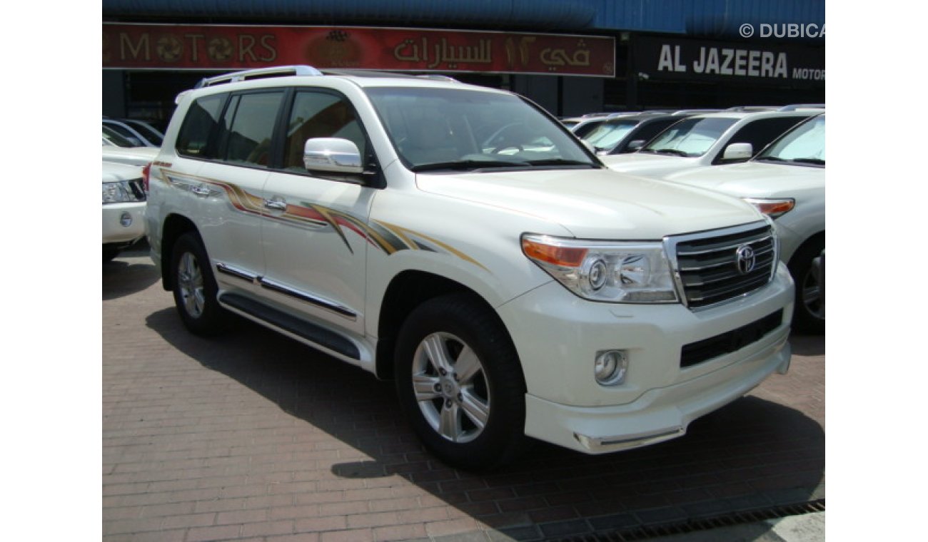 Toyota Land Cruiser VXR V8