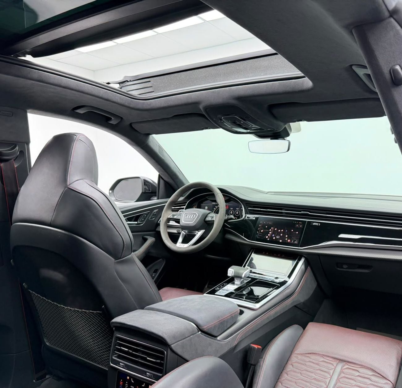 Audi RSQ8 PERFORMANCE 2025 Audi RS Q8 Performance, Audi Warranty+Service Contract+Full Service History, GCC Specs.