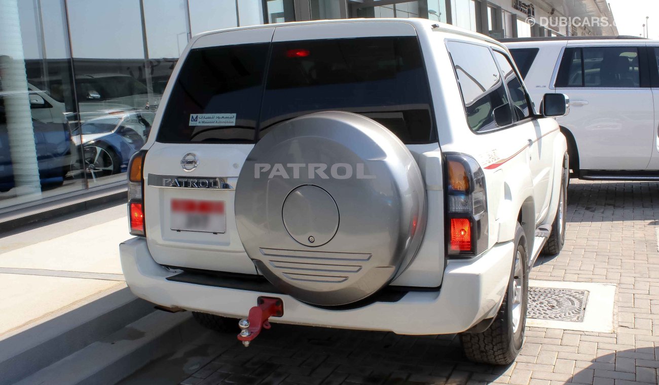 Nissan Patrol Safari