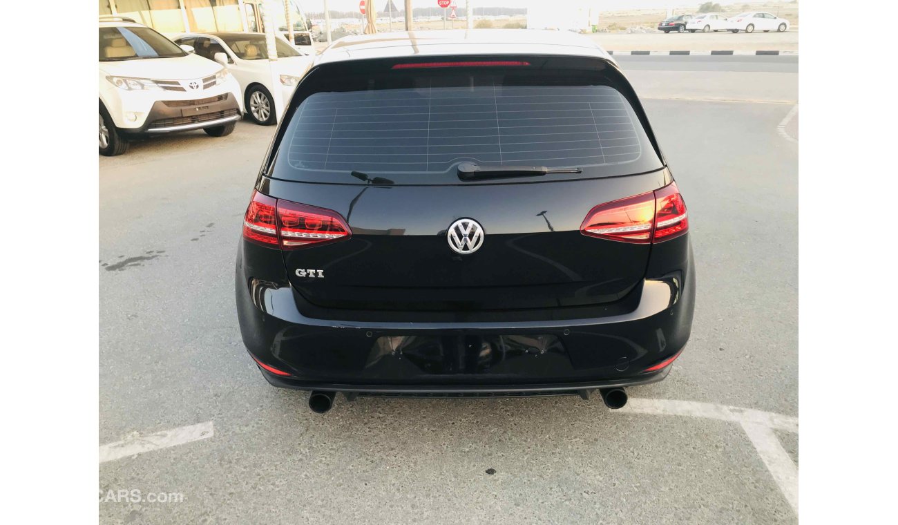 Volkswagen Golf سياره نظيفه جدا بحاله ممتازه بدون حوادث ضمان شاسيه جير ماكينه