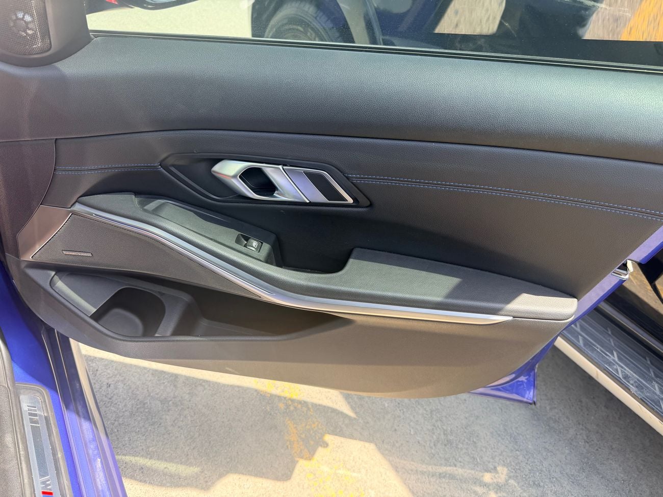 BMW 330i M SPORT PREMIUM