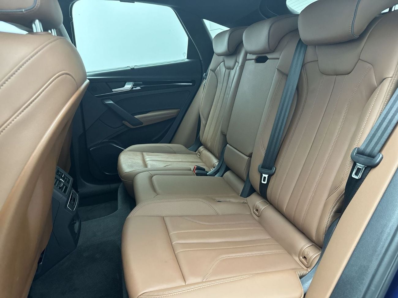 Audi Q5 45 TFSI Quattro S Line 2.0L (252 HP) Q5 Sportback S line 45 TFSI quattro 249hp (Ref# 52173) - EXCLUS