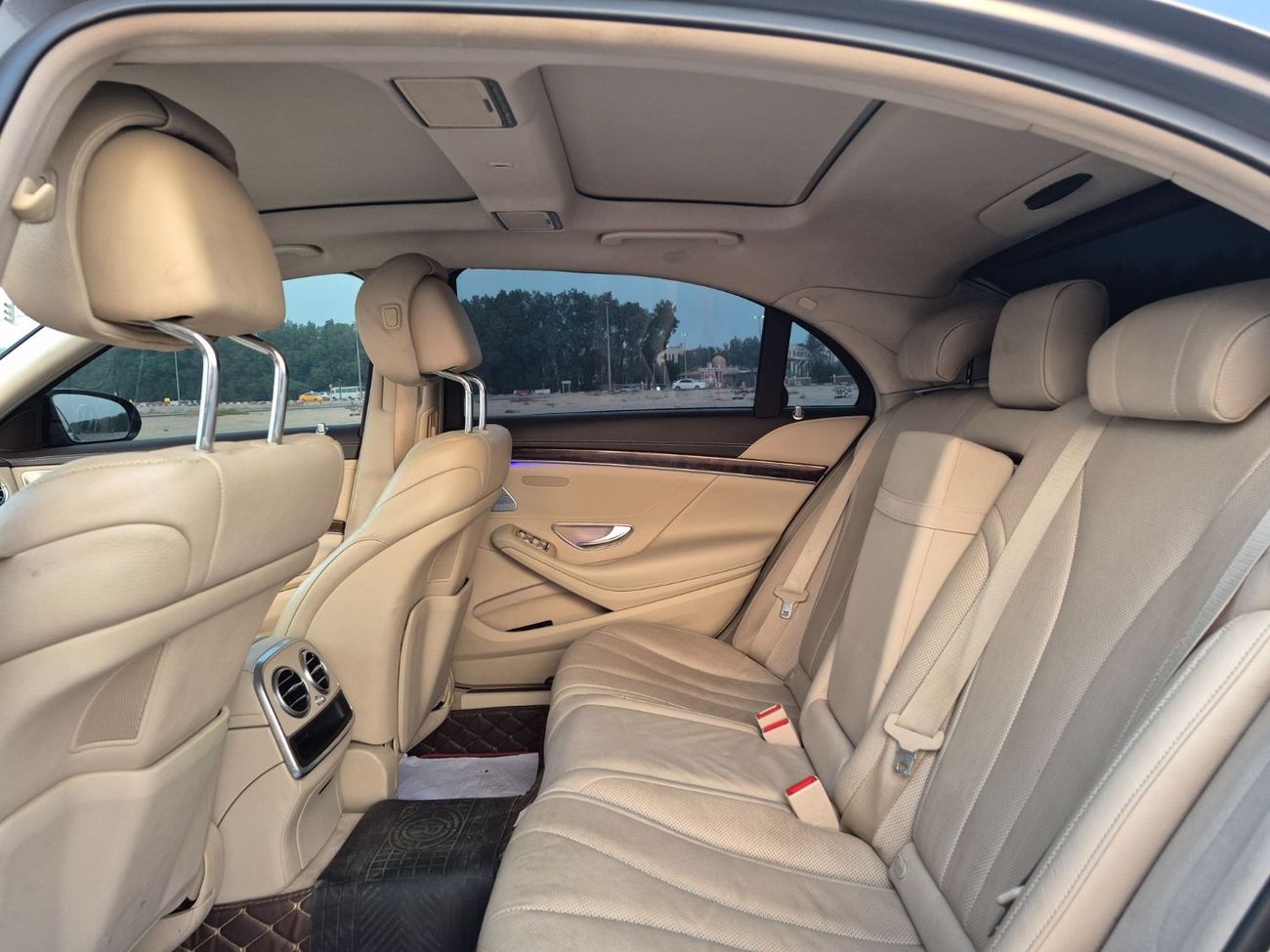 مرسيدس بنز S 550