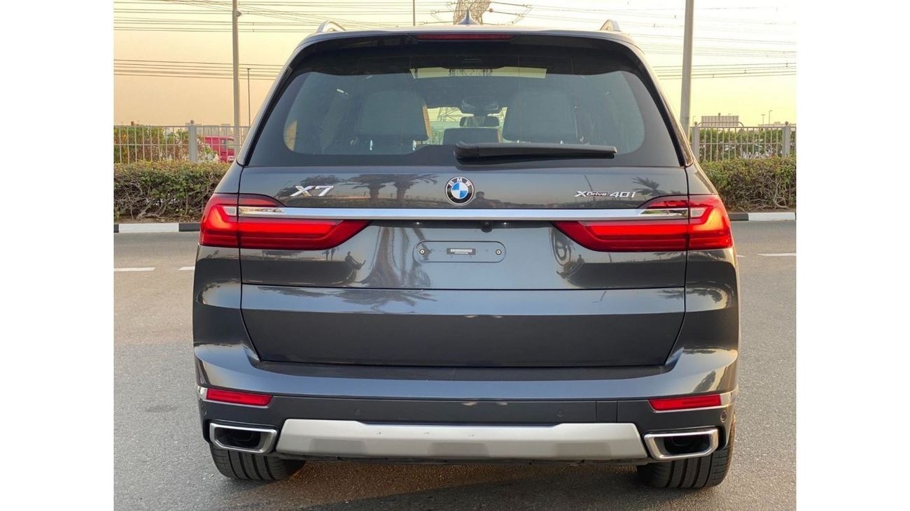 بي أم دبليو X7 40i بيور اكسيلنس