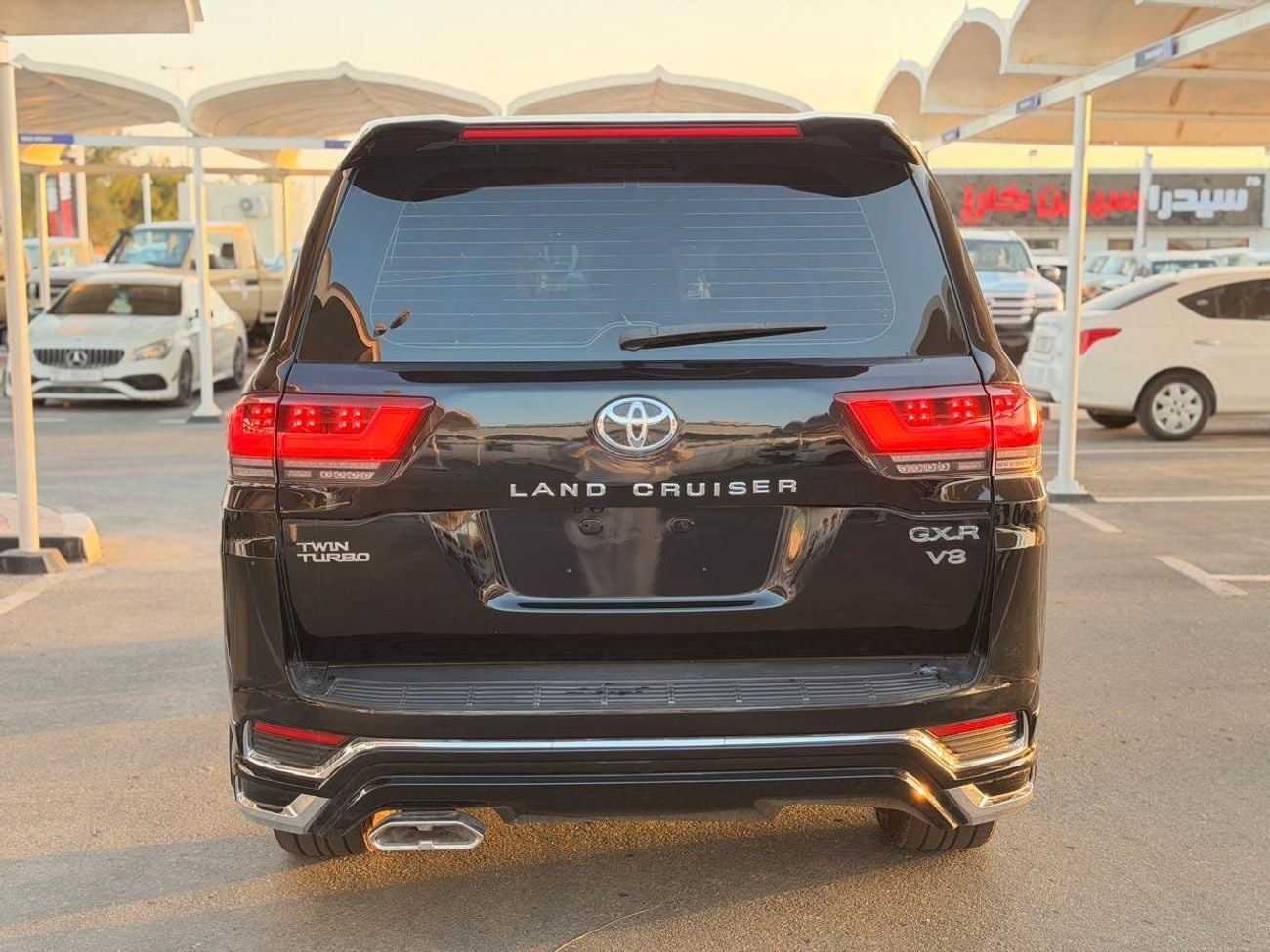 تويوتا لاند كروزر GXR 4.6L