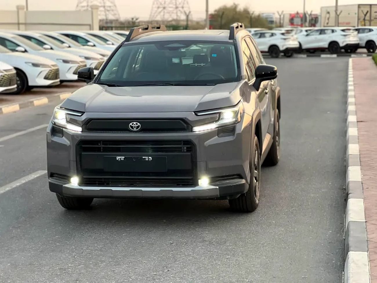 Toyota RAV4 ADVENTURE RAV4 Adventure 2.5L HYBRID GCC Specs