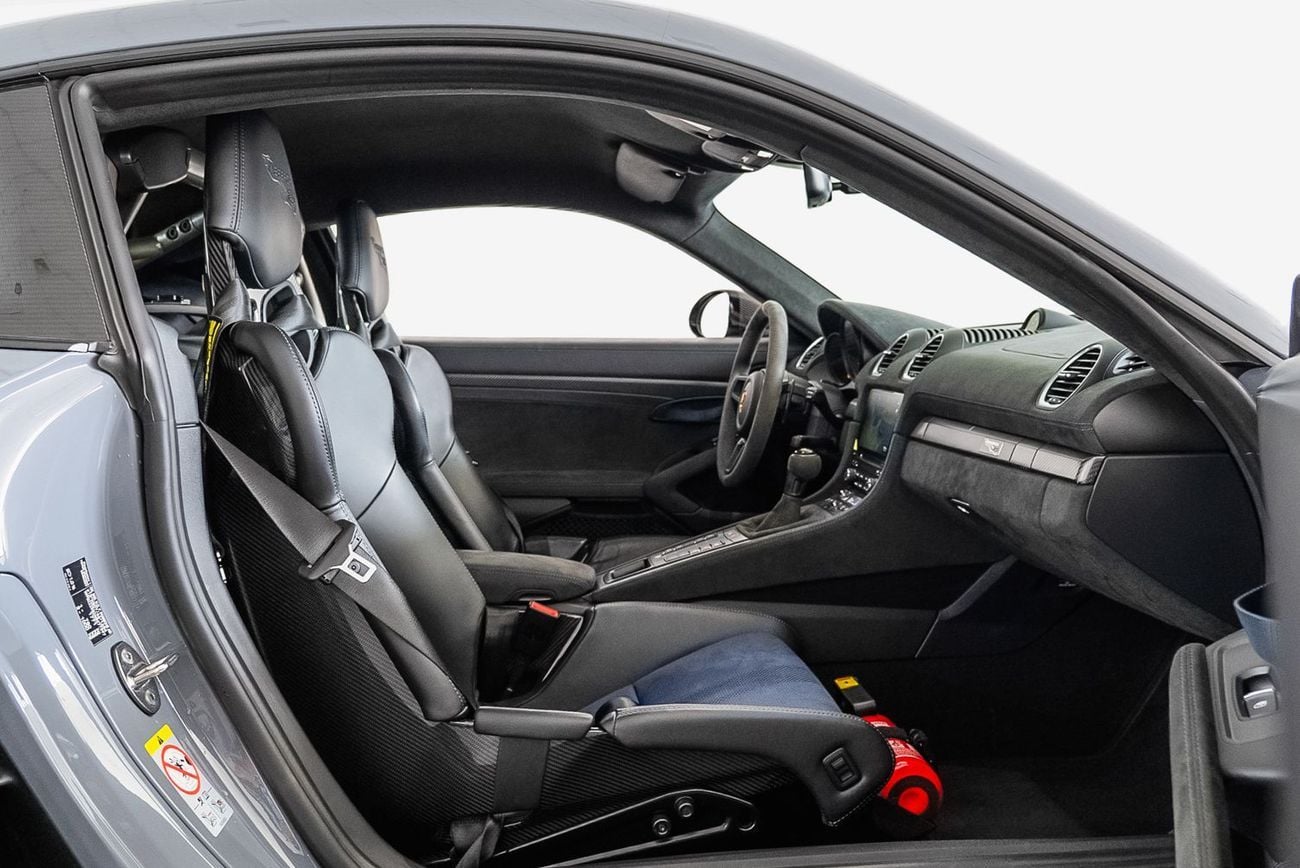 بورش كايمان 718 GT4 RS 4.0L (493 HP) A/T