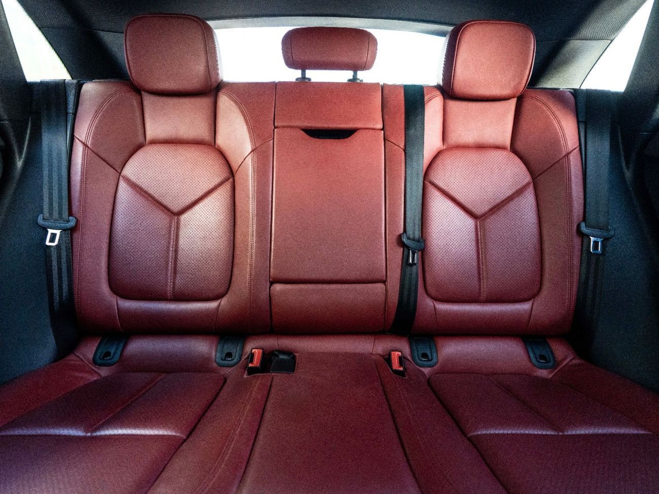 Porsche Macan S 3.0L (340 HP)