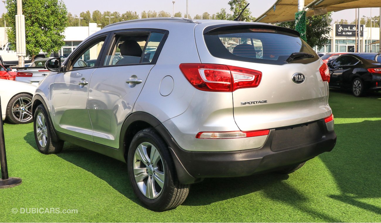 Kia Sportage GCC | SUPER CLEAN | WARRANTY | ZERO DOWN PAYMENT | FIRST OWNER