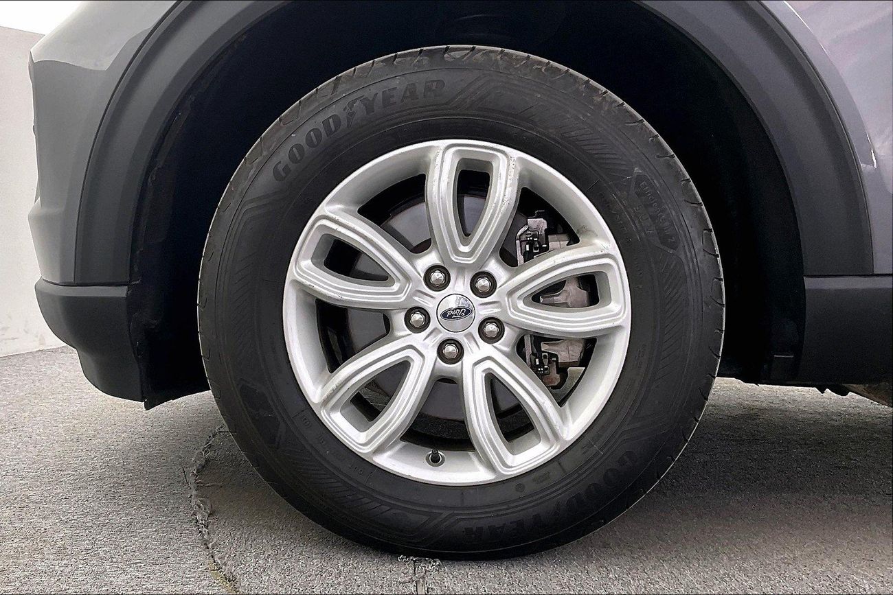 Ford Explorer XL / Standard | National Day Celebration | Guaranteed Warranty | 0 Down Payment