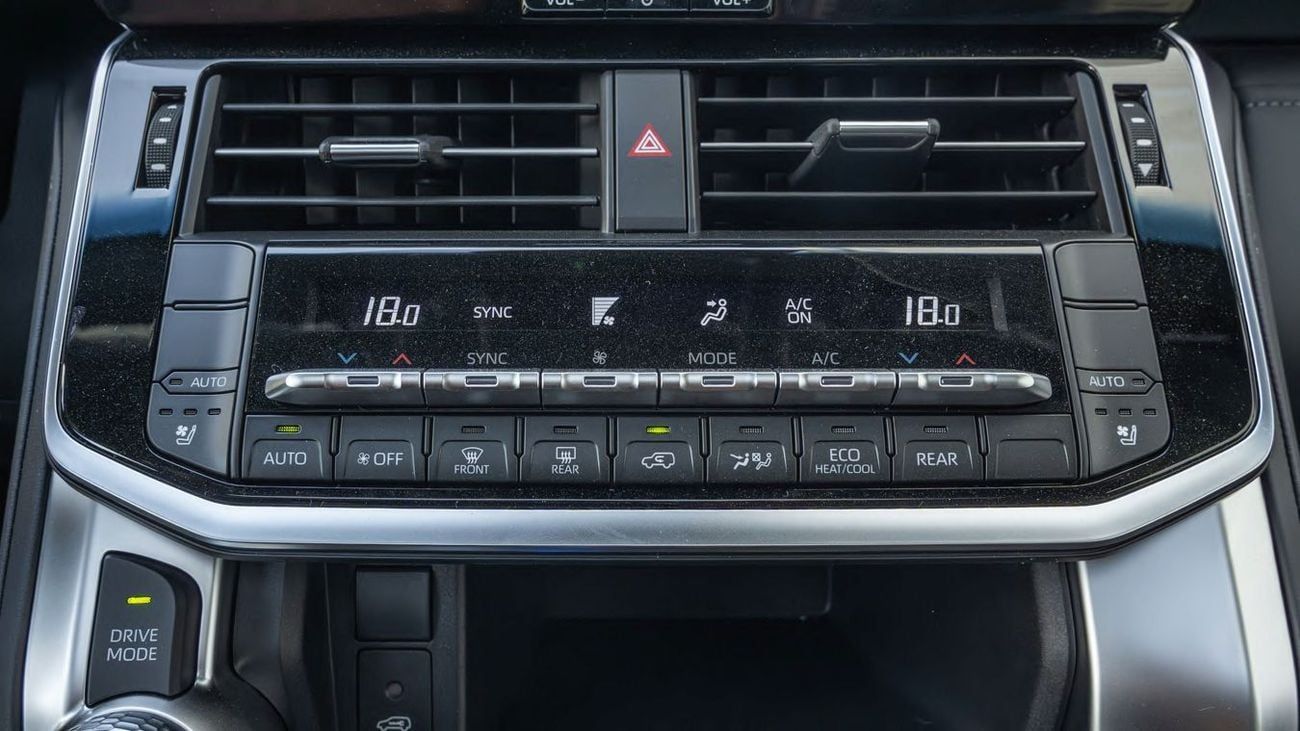 تويوتا لاند كروزر 3.5L TT FULL WITH RADAR 2026
