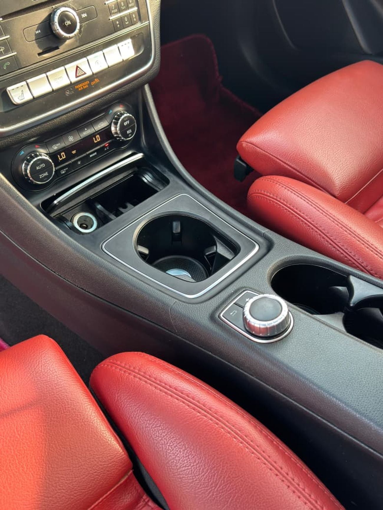 Mercedes Benz CLA250 STD