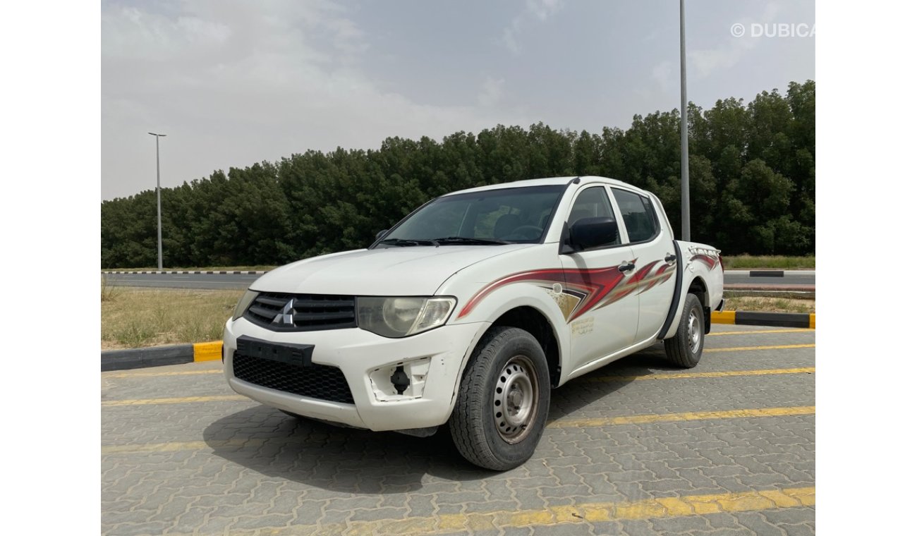 Mitsubishi L200 2013 4x2 Ref#112