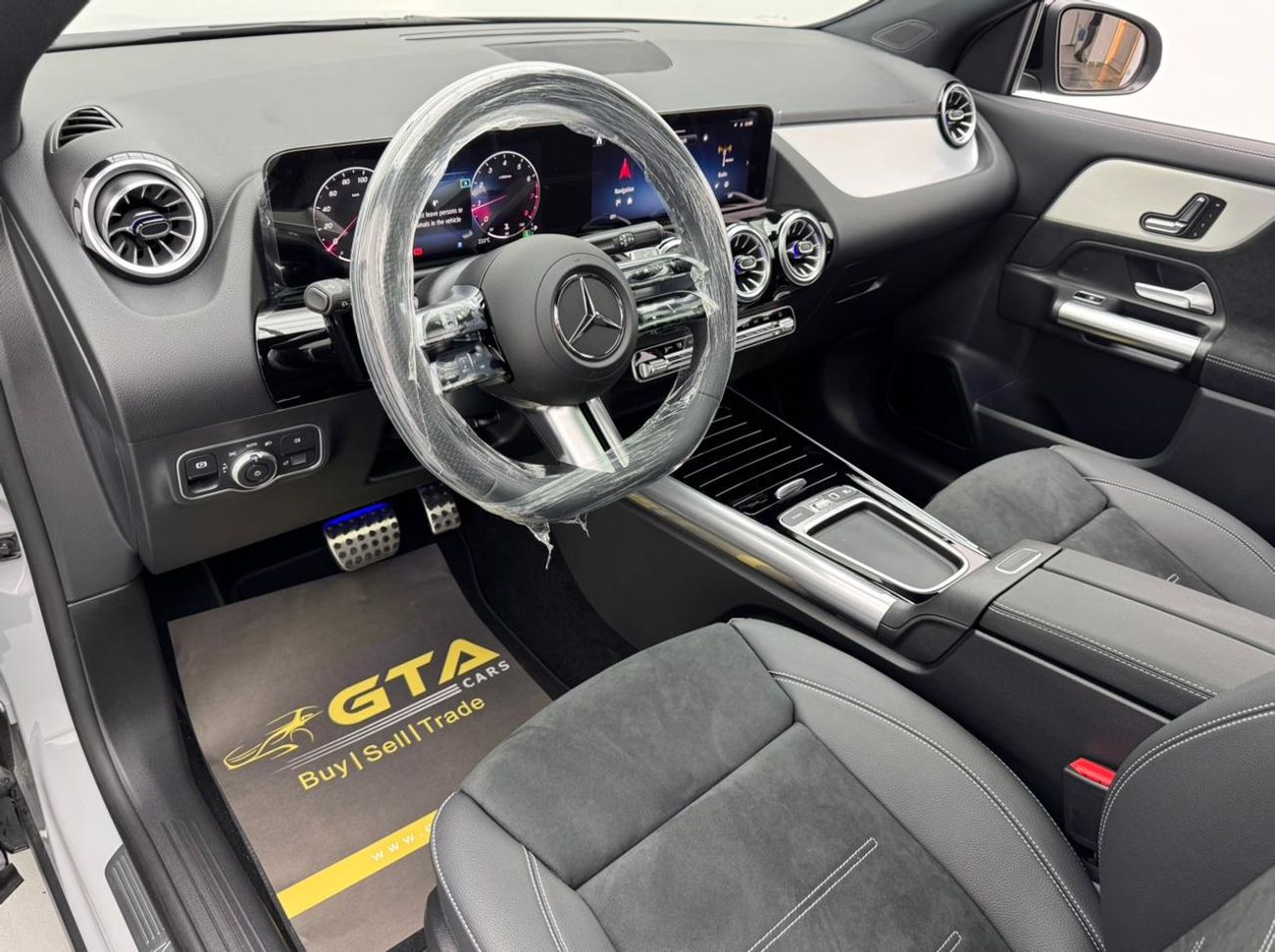 مرسيدس بنز GLA 200 2026 Mercedes-Benz GLA 200 AMG Night Package, 2030 Mercedes Warranty, GCC