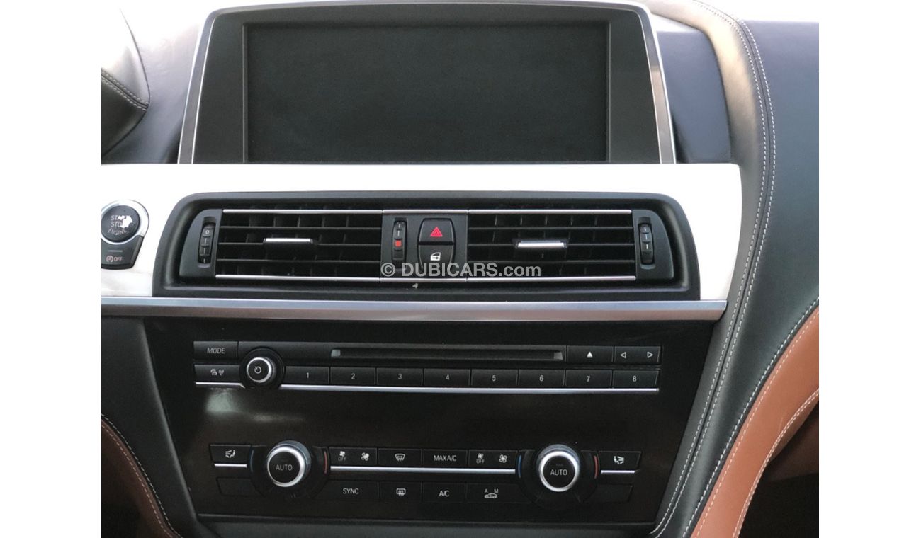BMW 650i Luxury MODEL 2013 GCC CAR PREFECT CONDITION INSIDE AND OUTSIDE FULL OPTION PANORAMIC ROOF LEATHER SE