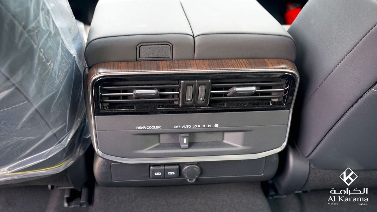 Toyota Land Cruiser Toyota Land Cruiser 3.3L GX.R | Twin Turbo | Diesel | GCC | RADAR | JBL Sound System