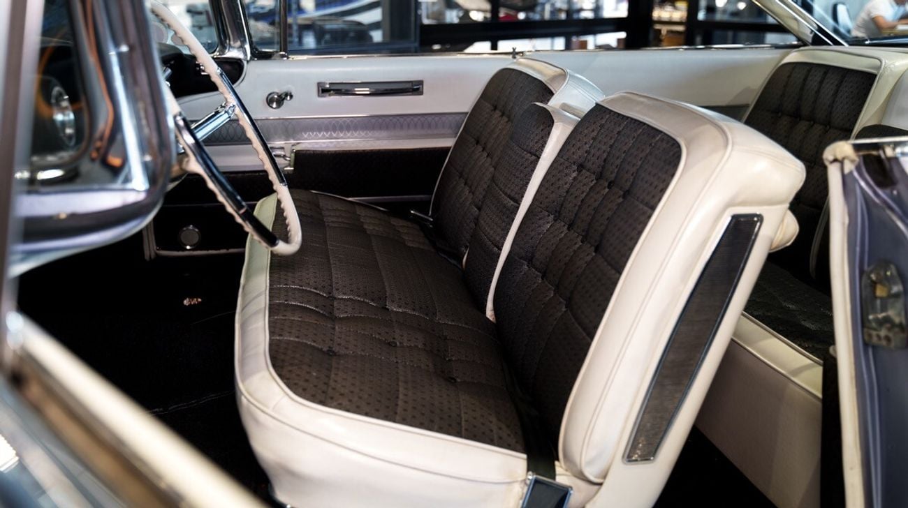 Cadillac Coupe Deville Coupe