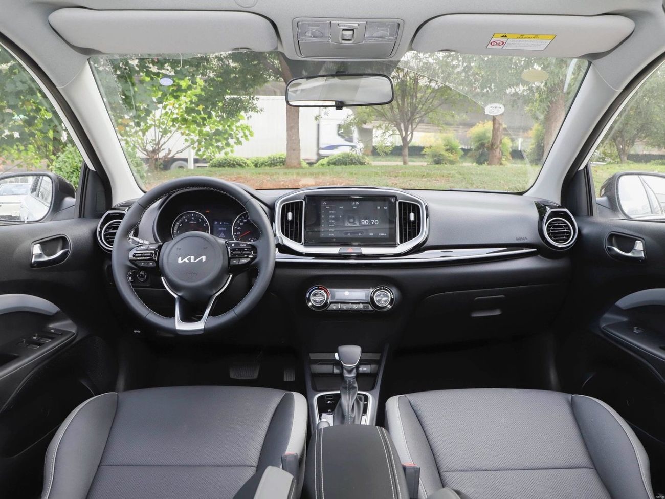 كيا KX1 Kia kx1 / 2025 / Chinese / white