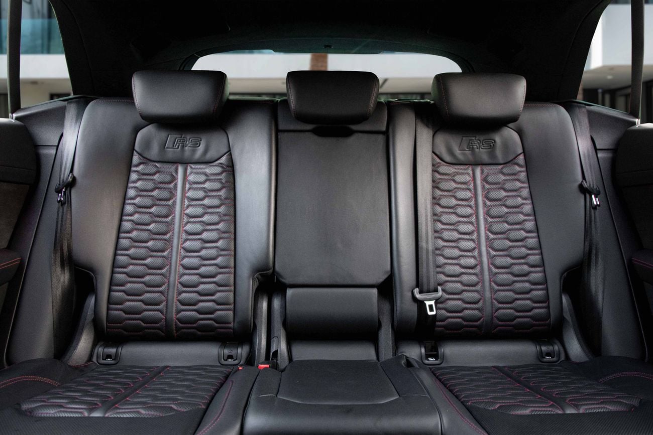 أودي RSQ8 RSQ8 | 5,875 P.M | 0% Downpayment | AUDI HISTORY | UNDER WARRANTY!