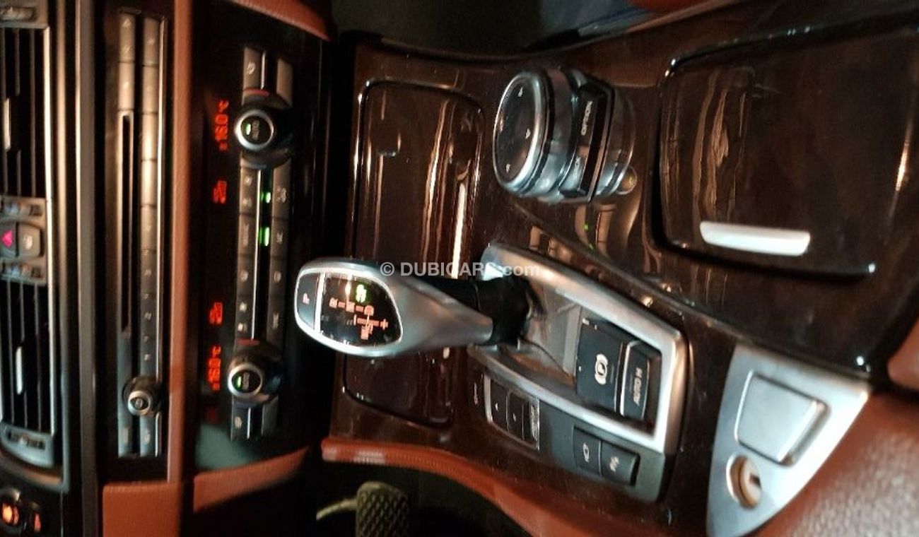 BMW 535i 2015 model Gulf specs Full options