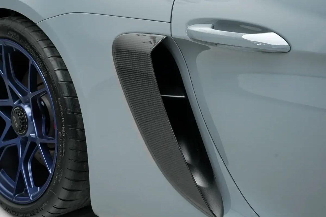 بورش كايمان 718 GT4 RS WEISSACH PACKAGE | GCC WITH WARRANTY