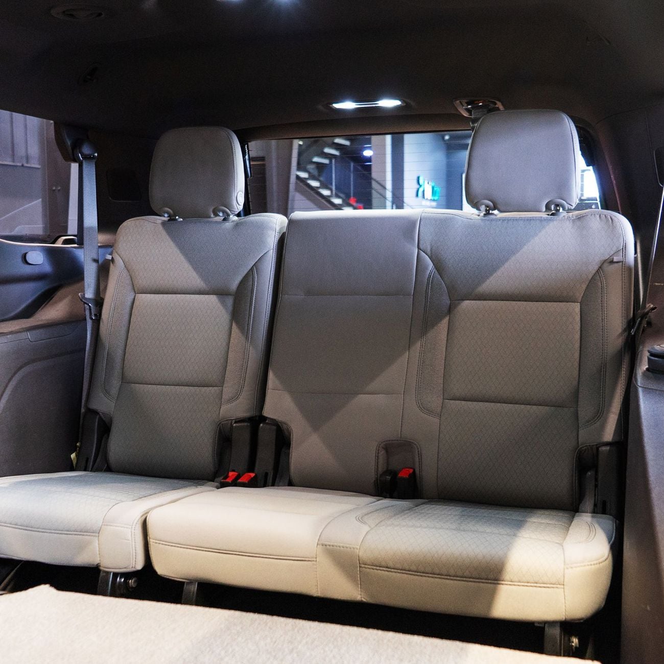 جي أم سي يوكون SLE 5.3L RWD (9 Seater) AED 2,394 P.M • 0% Downpayment • GMC Yukon SLE  • 1 Year Warranty