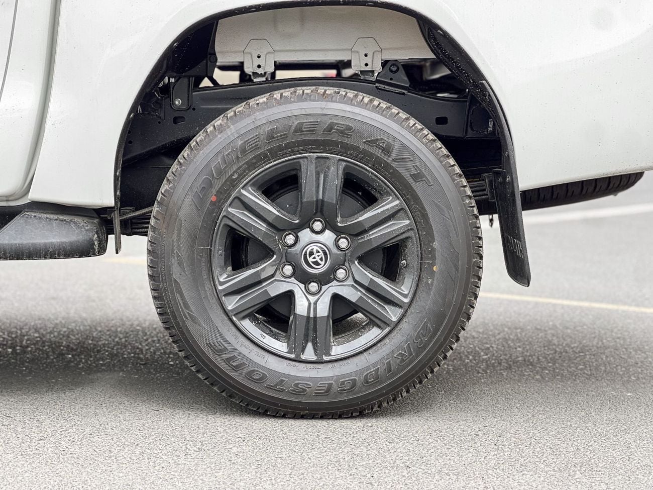 Toyota Hilux EXPORT ONLY - HILUX GLX.S 2.7L AWD A/T with Push Button