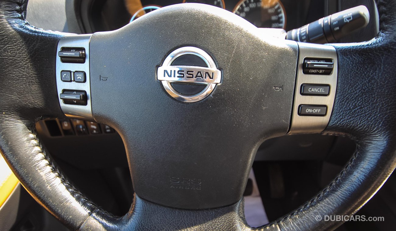 Nissan Armada LE
