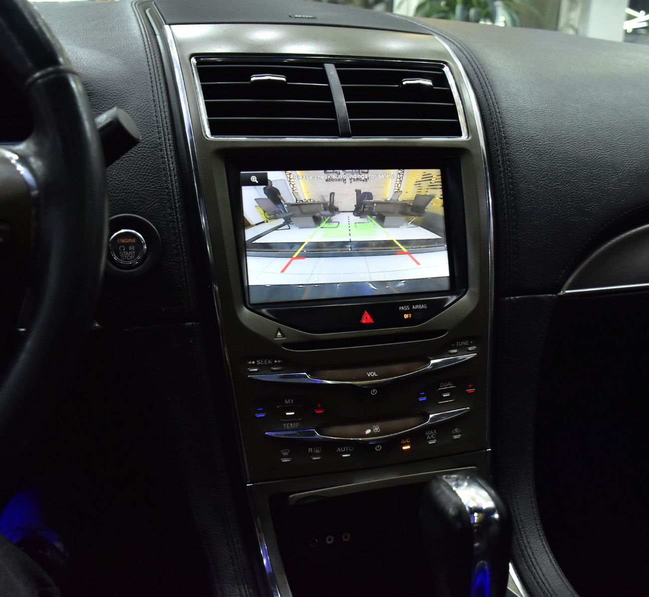 Lincoln MKX EXCELLENT DEAL for our Lincoln MKX AWD ( 2013 Model ) in Grey Color GCC Specs