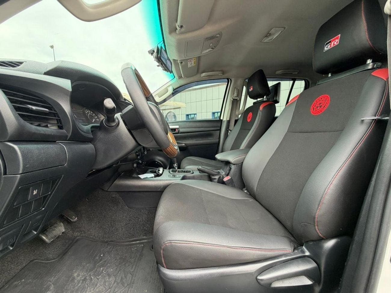 Toyota Hilux GLX 2.7L Double Cab Utility 4WD A/T