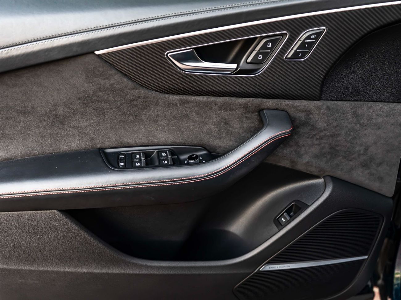 أودي RSQ8 TFSI quattro 4.0L