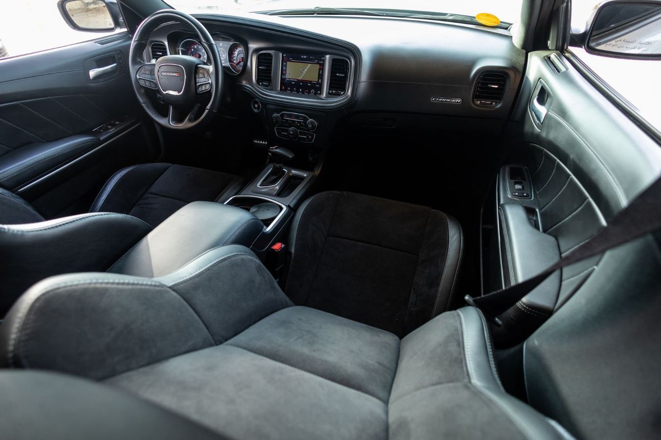 Dodge Charger R/T 5.7L