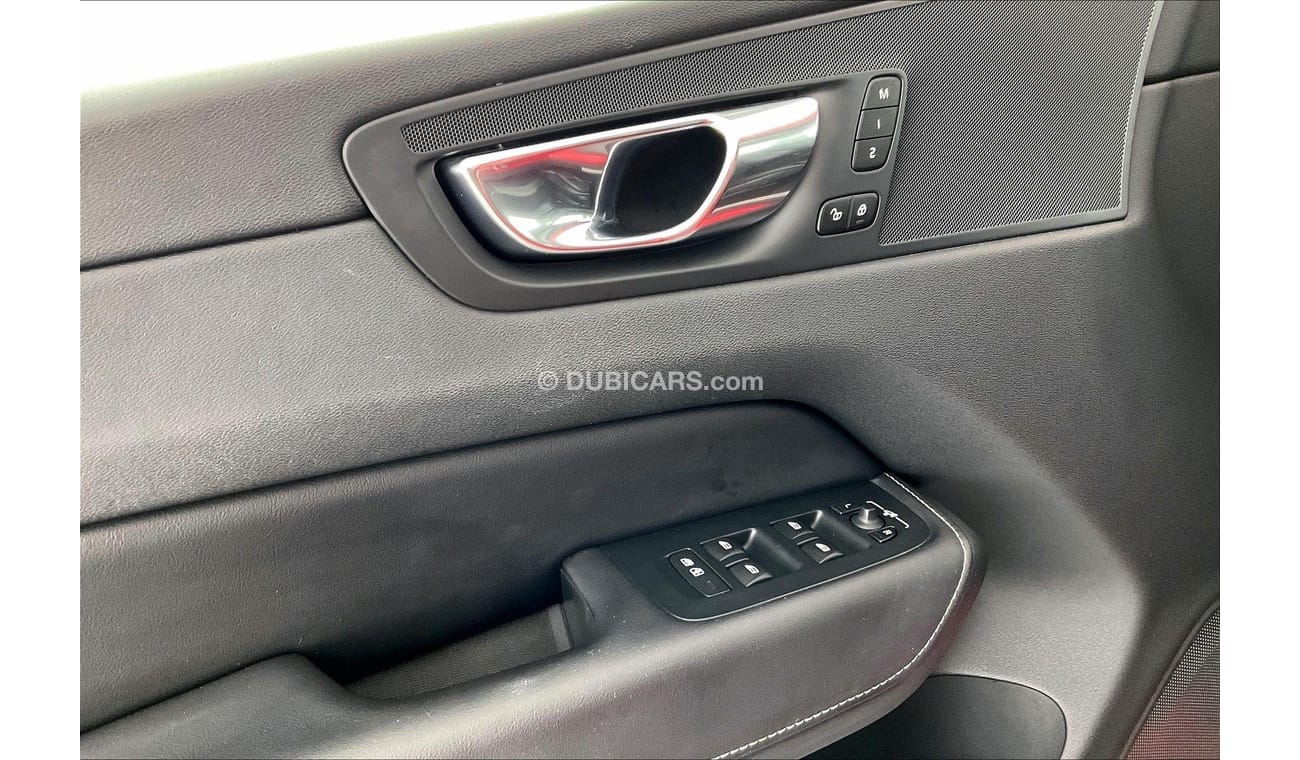 Volvo XC60 T5 R Design