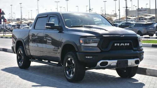 RAM 1500 V-8 (CLEAN CAR WITH WARRINTY)