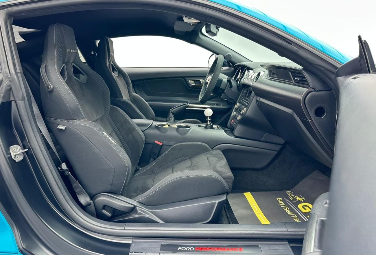 Ford Mustang 2017 Ford Mustang Shelby GT350, Ford Full Service History, Excellent Condition, GCC