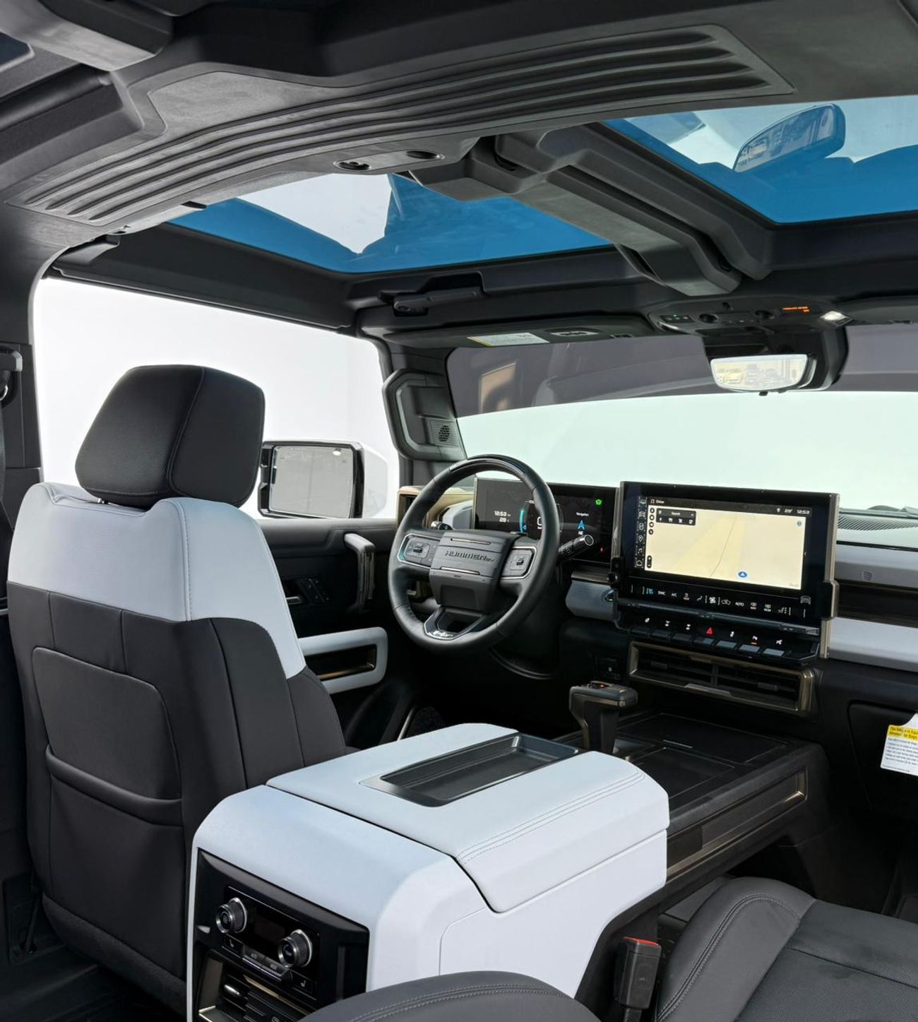 جي أم سي همر EV 2023 GMC Hummer EV, 1 Year Unlimited Km Warranty, Excellent Condition