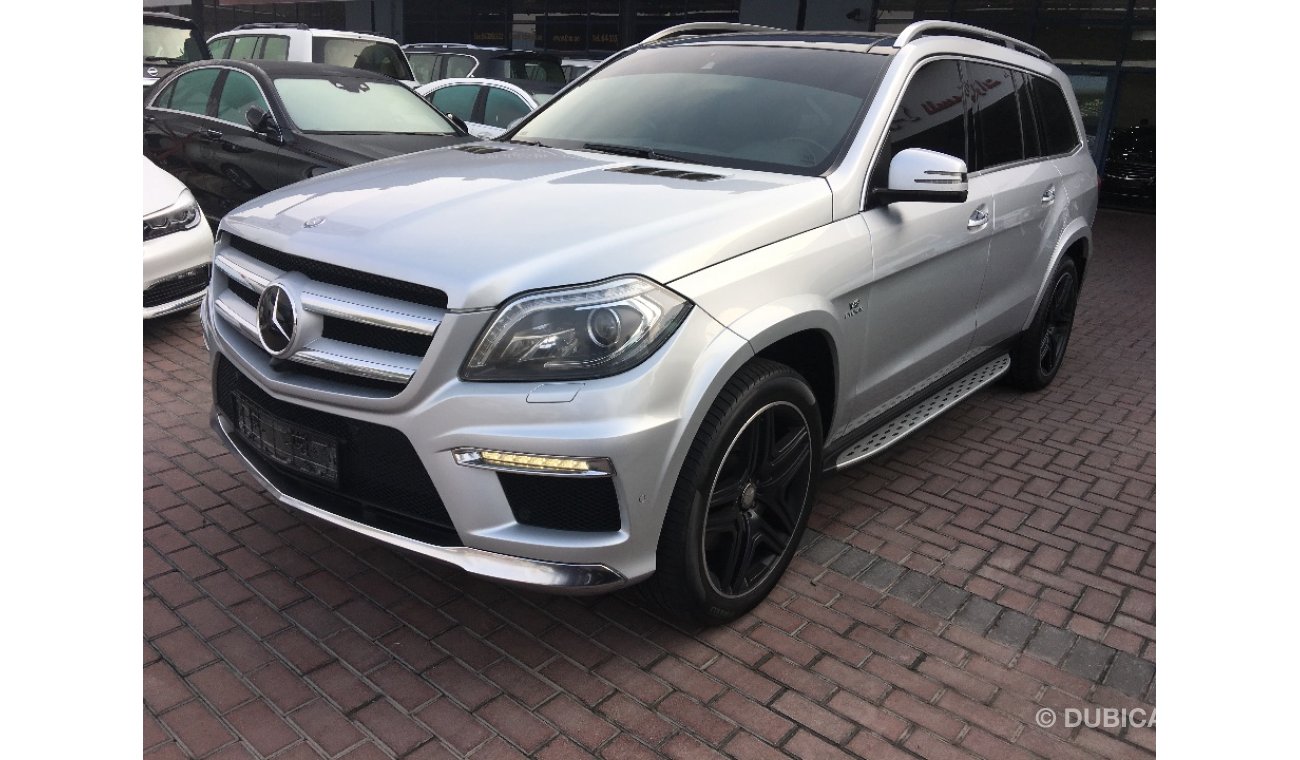 Mercedes-Benz GL 500