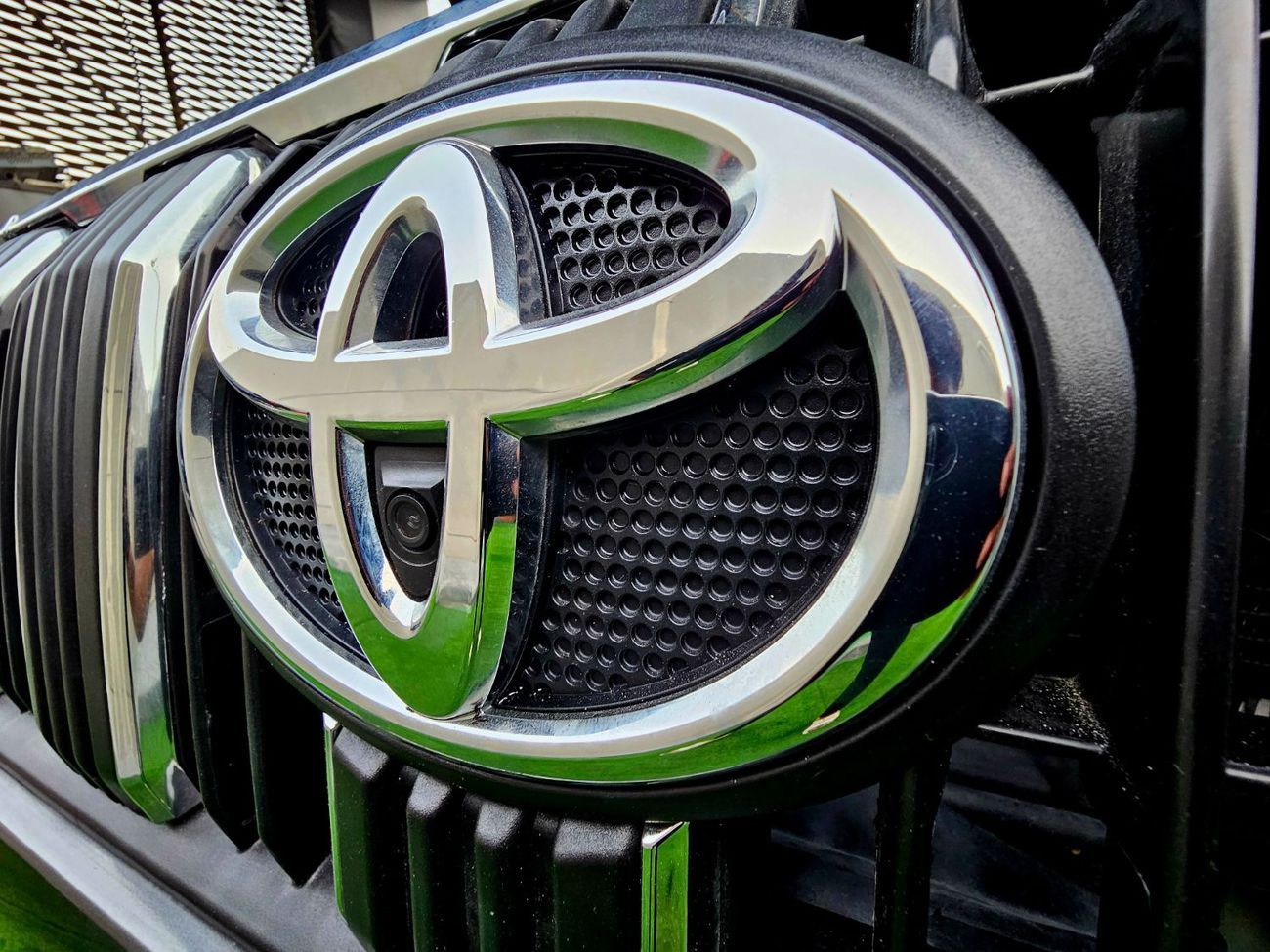 Toyota Prado VXR/ SUNROOF/ LEATHER ELECTRIC SEATS/ FULL OPTION/ LOW MILEAGE