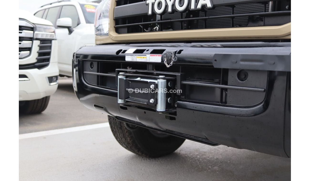 Toyota Land Cruiser 70 2023 LAND CRUISER GRJ 71 4.0 V6 70TH ANNIVERSARY